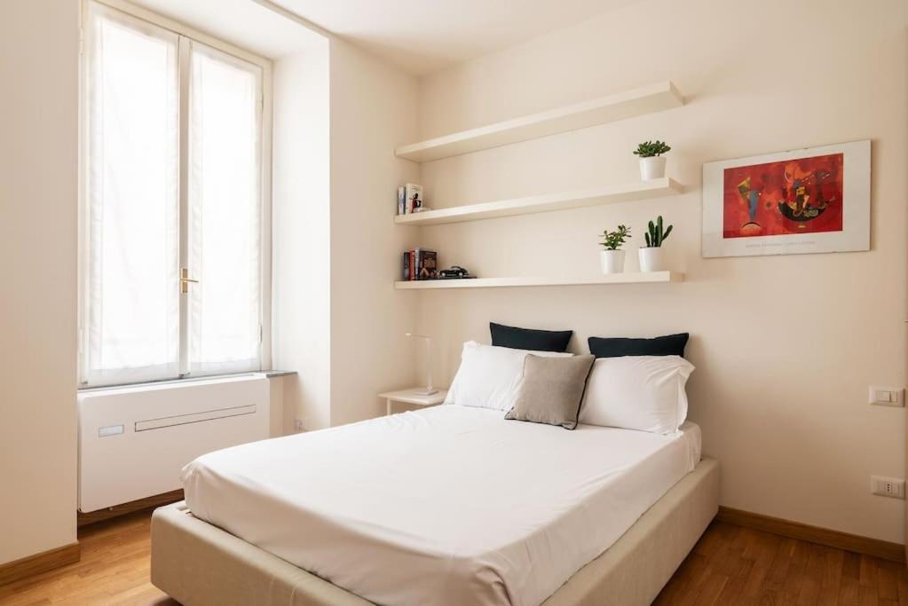 Studio Apartment Brera Милано Екстериор снимка