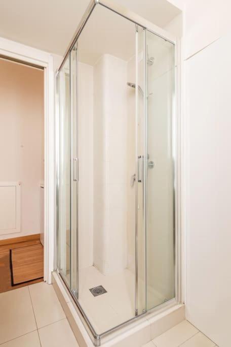 Studio Apartment Brera Милано Екстериор снимка
