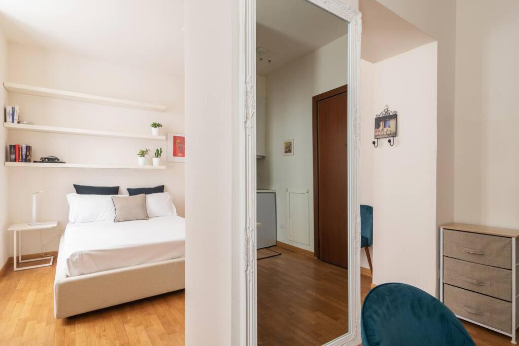 Studio Apartment Brera Милано Екстериор снимка