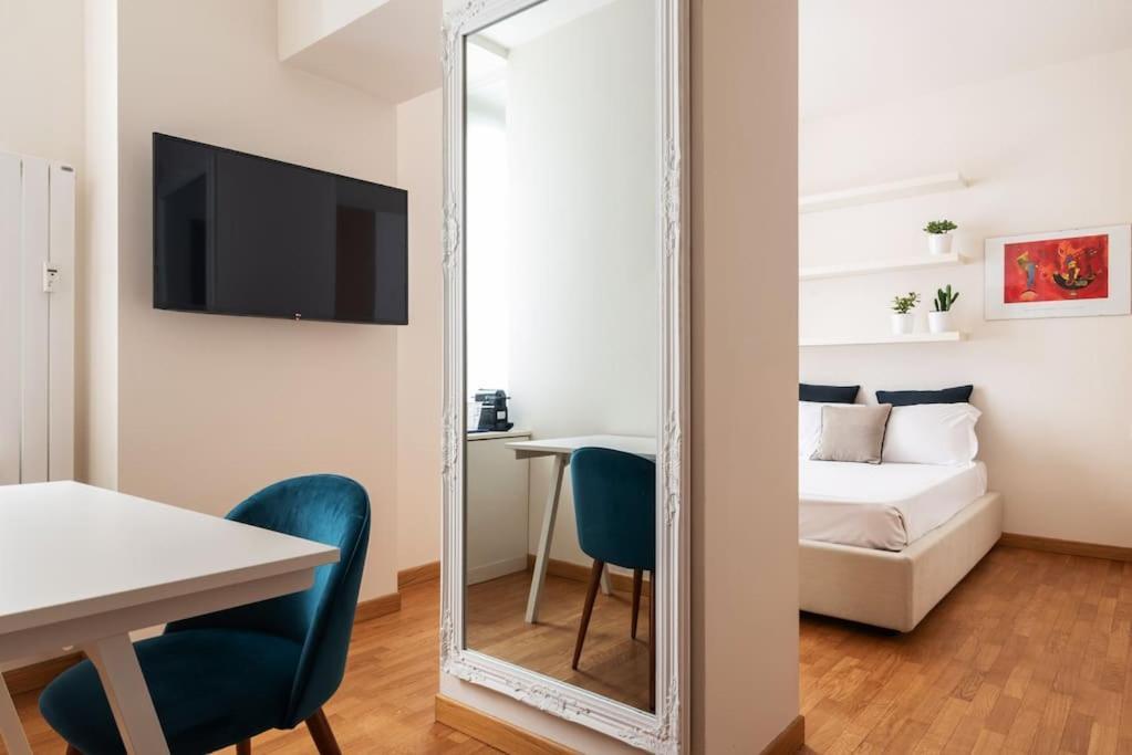 Studio Apartment Brera Милано Екстериор снимка