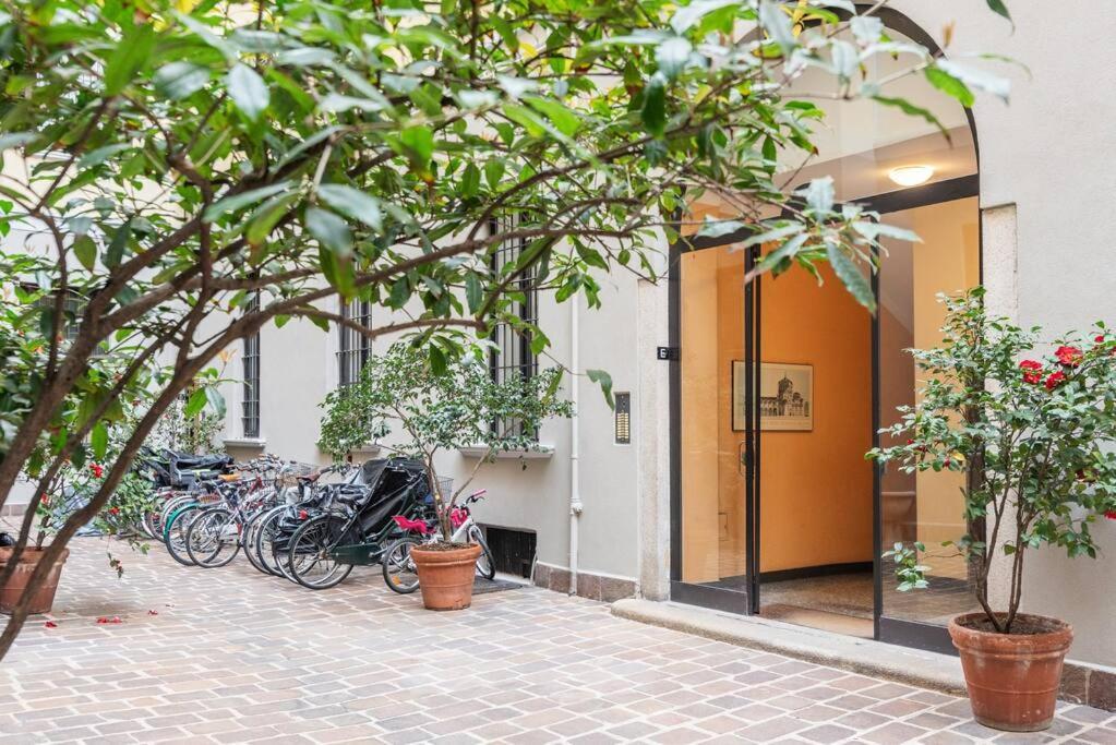 Studio Apartment Brera Милано Екстериор снимка